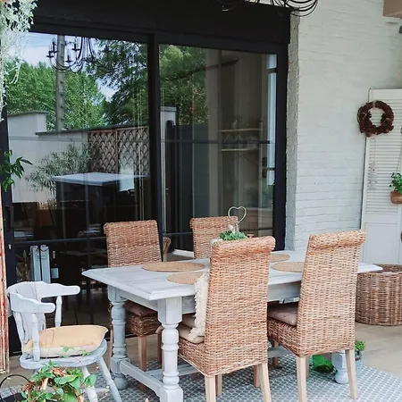 La Maison De Mona Couette-café 3*