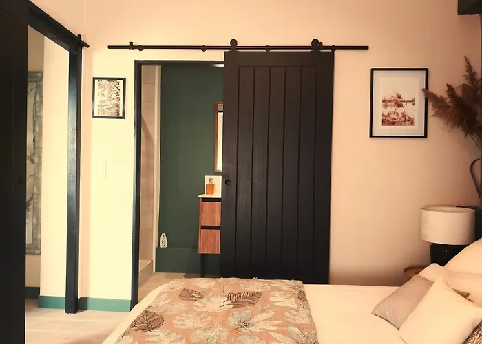 La Maison De Mona فندق مبيت وإفطار 3*